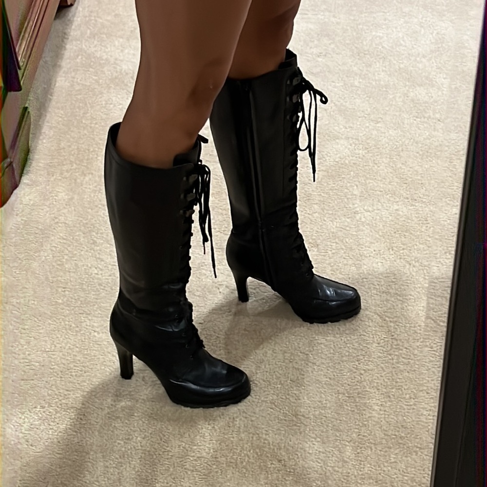 LAUREN RALPH LAUREN Knee High Boots. Size 7